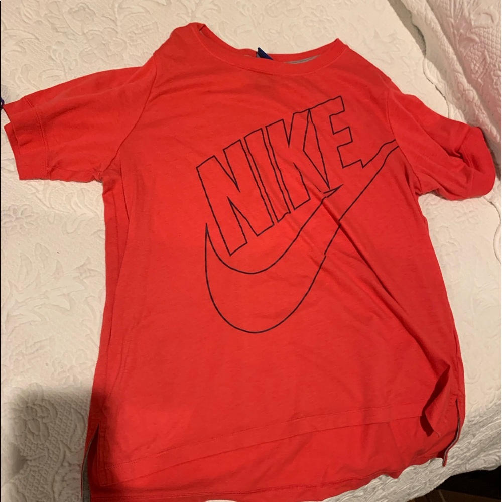 ATHLETIC SHIRT